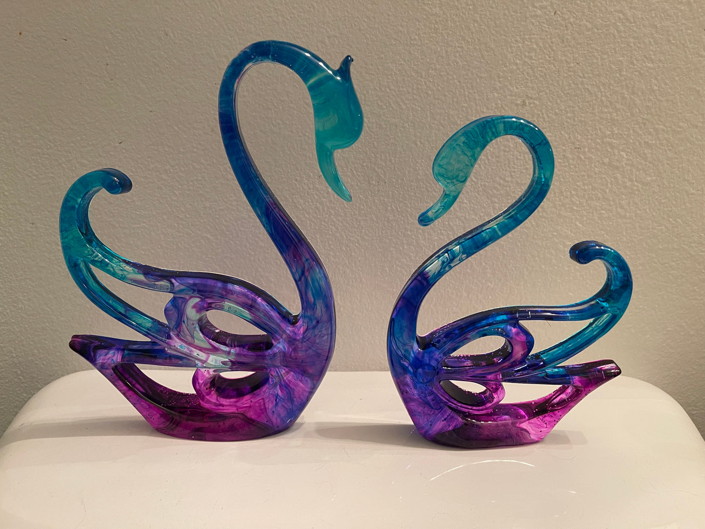 Delicate swan statues