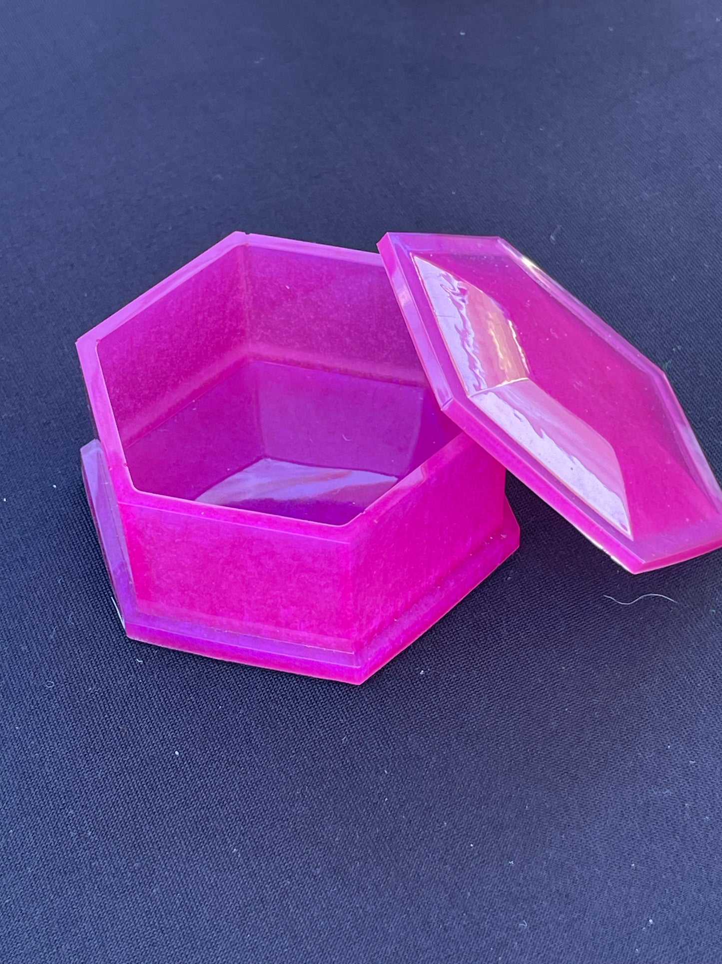 Simple octagon jewelry box